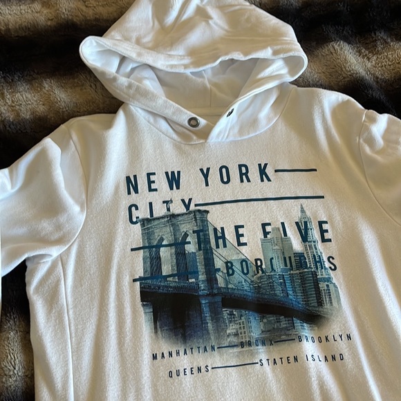 Aeropostale hoodie - Picture 2 of 6